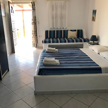 Christos Milos Frühstückspension Adamantas (Milos)