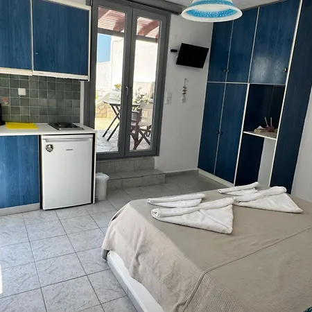 Christos Milos Адамас