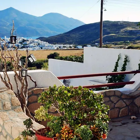 Christos Milos Frühstückspension Adamantas (Milos)