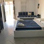 Christos Milos Frühstückspension Adamantas (Milos)