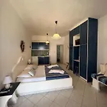 Frühstückspension Christos Milos 3*