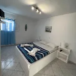 Frühstückspension Christos Milos Adamantas (Milos)