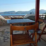 Christos Milos 3* Adamantas (Milos)