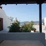 Christos Milos 3* Adamantas (Milos)
