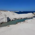 Christos Milos Frühstückspension Adamantas (Milos)