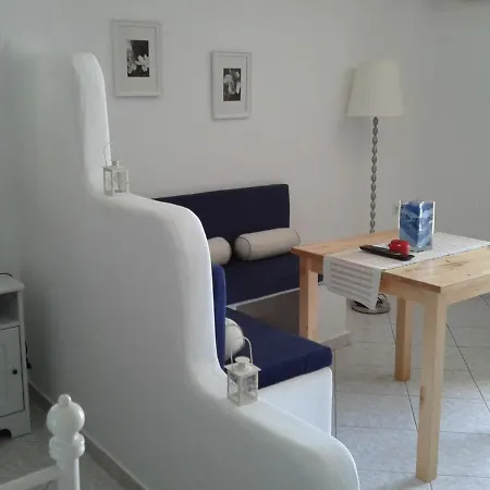 Bed & Breakfast Christos Milos 3*