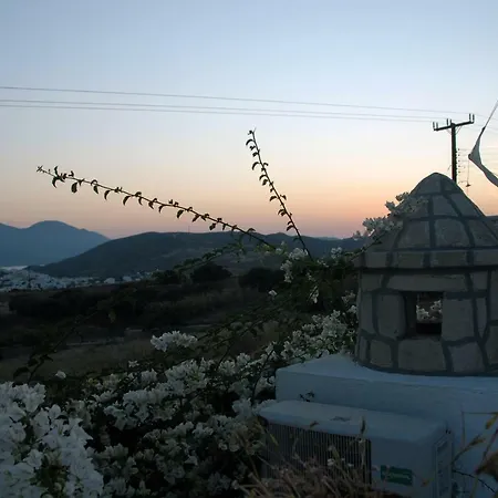 Bed & Breakfast Christos Milos Adamantas